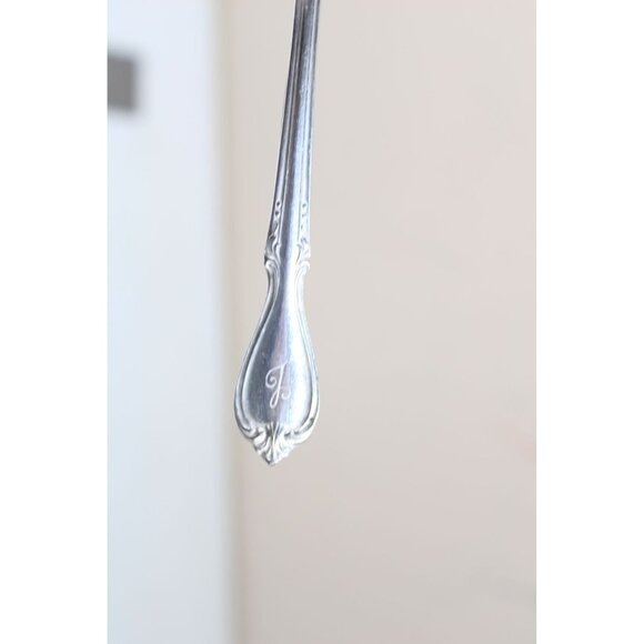 Wm Rogers Memory Teaspoon Tea Spoon Silver Plate 93382 Monogram - Picture 3 of 5